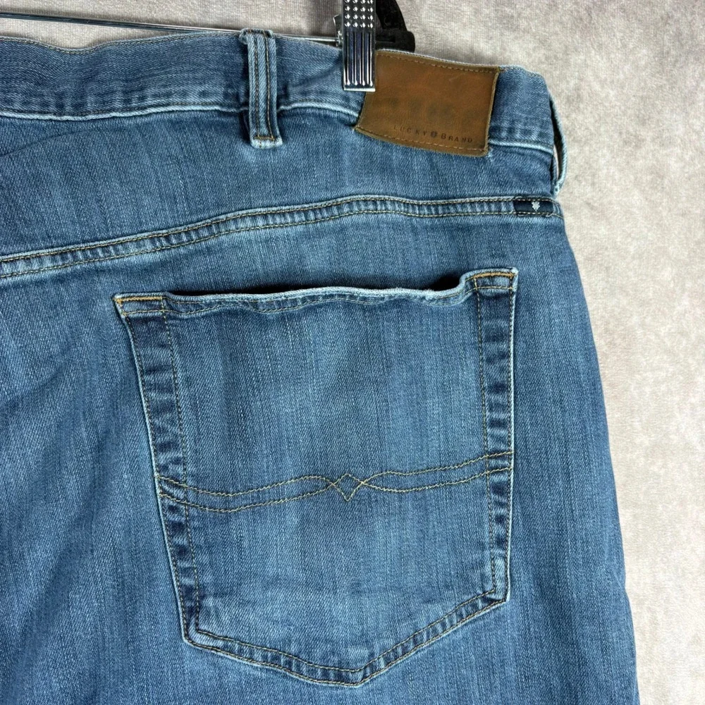 Lucky Brand Jeans Mens Size 52x32 Blue 181 Relaxed Fit Straight Leg Denim Casual